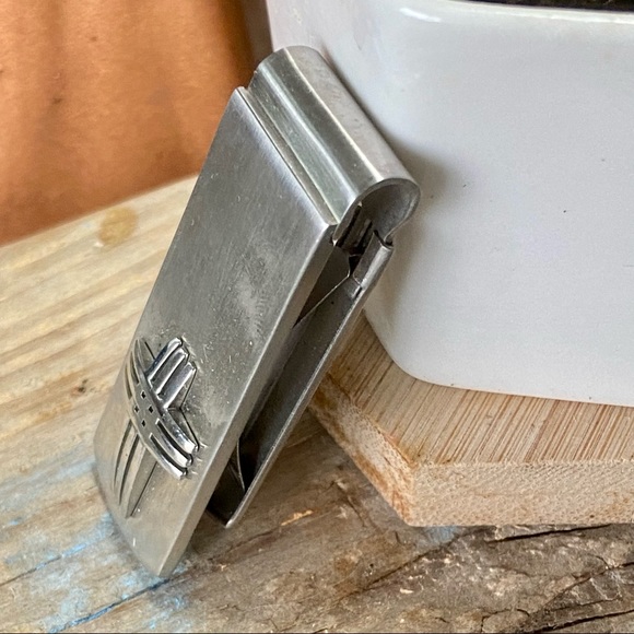 James Cavolini Stainless Steel 3D Cross Money Clip - Picture 5 of 7